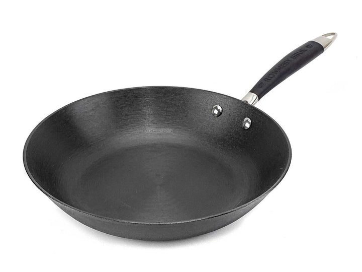 RONNEBY BRUK Gusseisen Bratpfanne ULTRA LIGHT ORIGINAL 28 cm mit Silikongriff, schon eingebrannt