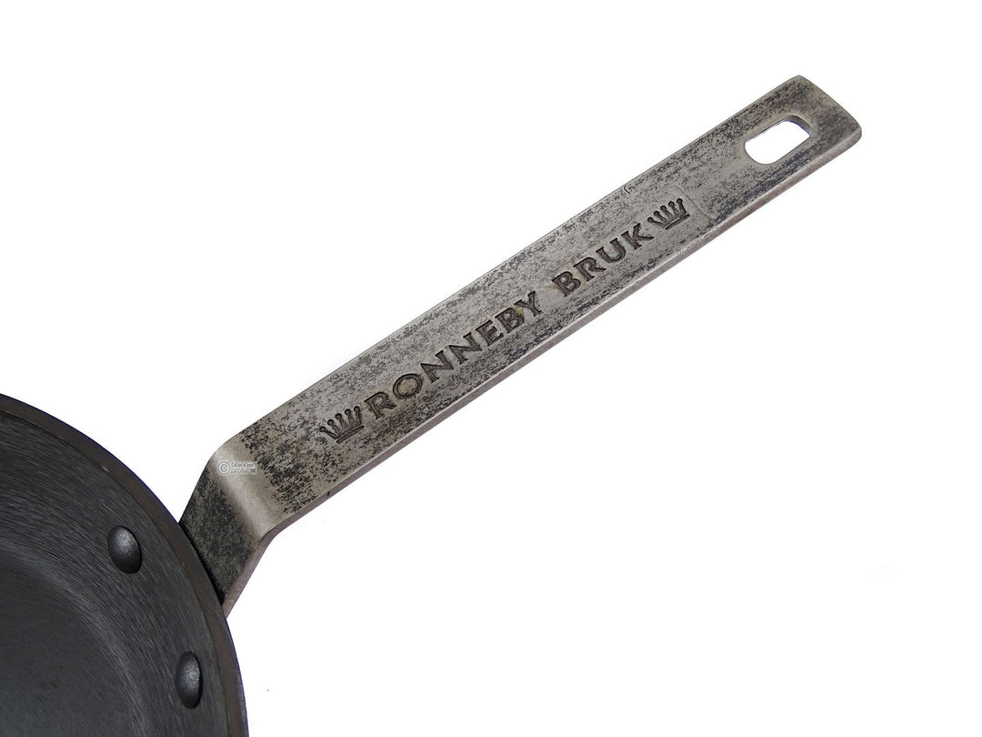 RONNEBY BRUK Gusseisen Bratpfanne ULTRA LIGHT PROFESSIONAL 24 cm, schon eingebrannt